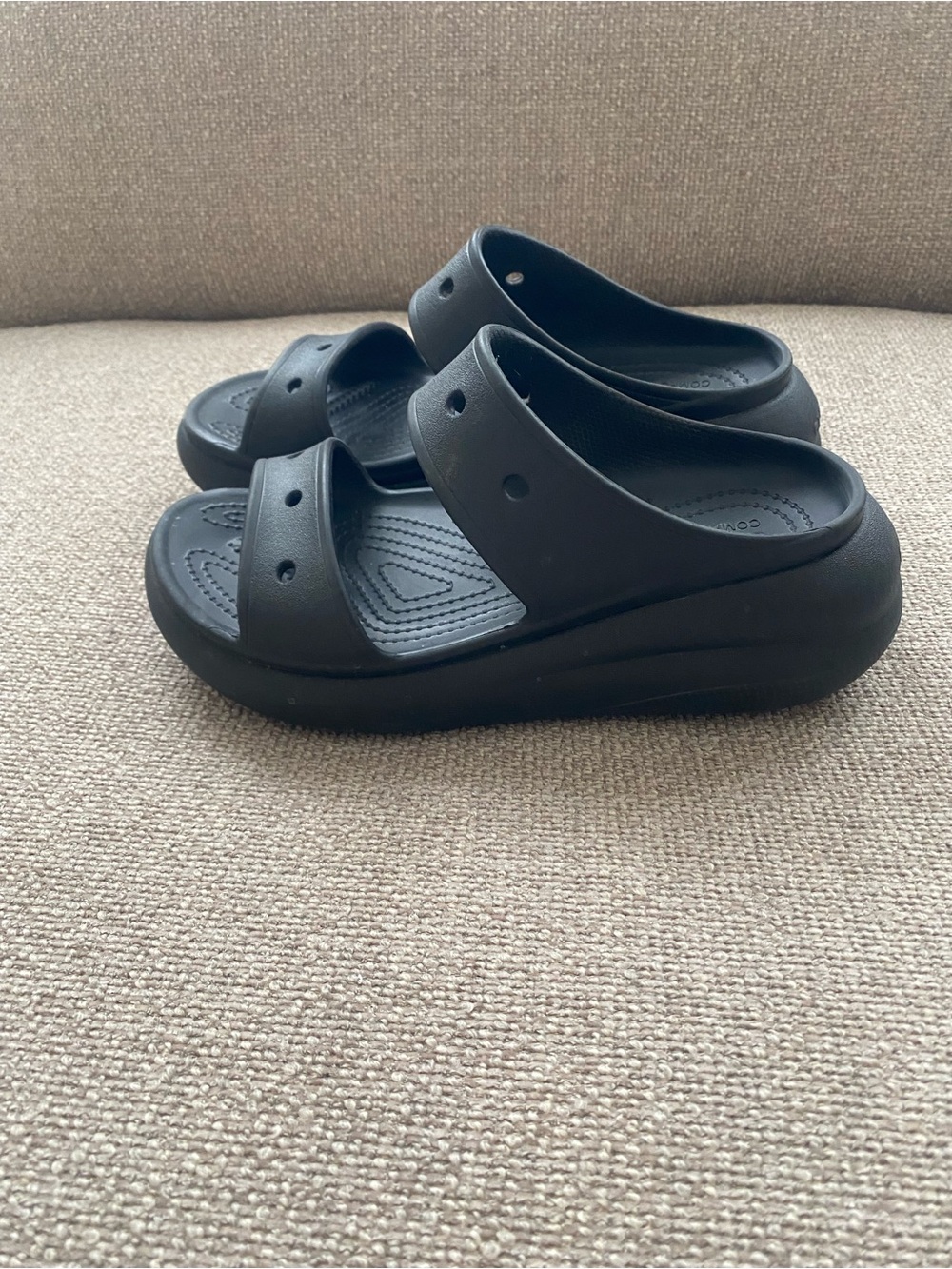 CROCS Women's Black Double-Strap Platform Slide Sandals - Picture 6 of 7